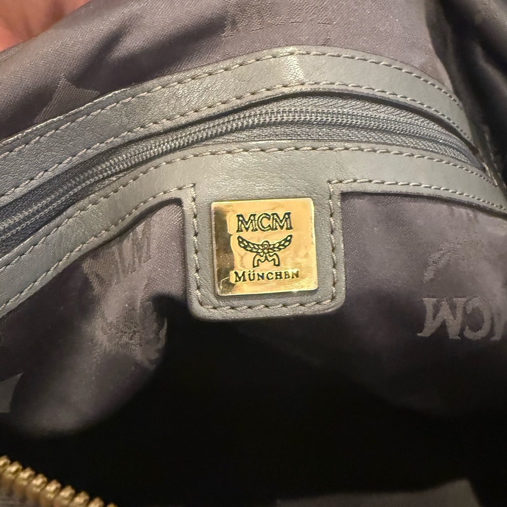 MCM Gray Leather 2-Way - Picture 11 of 14